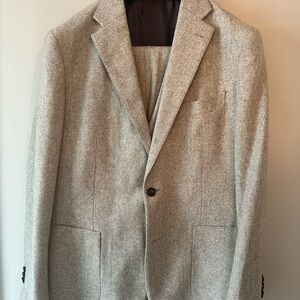 SUITSUPPLY Elegant Light Gray Men's 3 piece suit